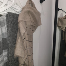Load image into Gallery viewer, Thin Stripe Scarf