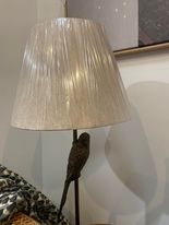 Load image into Gallery viewer, Parrot Antique Gold Lamp