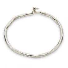 Load image into Gallery viewer, Silver Openable Bangle
