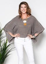 Load image into Gallery viewer, Ruby Fringed Oblong Top