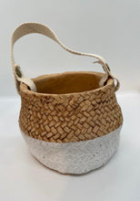Load image into Gallery viewer, Rattan Style Basket Pot