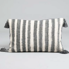 Load image into Gallery viewer, Niger Cushion