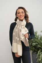 Load image into Gallery viewer, Easton Spot Scarf