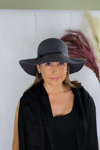 Load image into Gallery viewer, Renae Floppy Hat