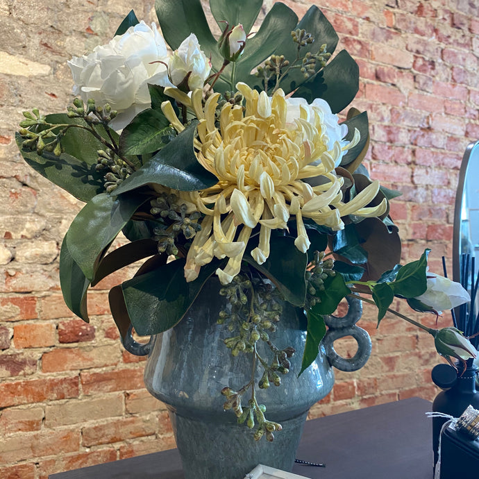 Aporto Vase with Flower Arrangement